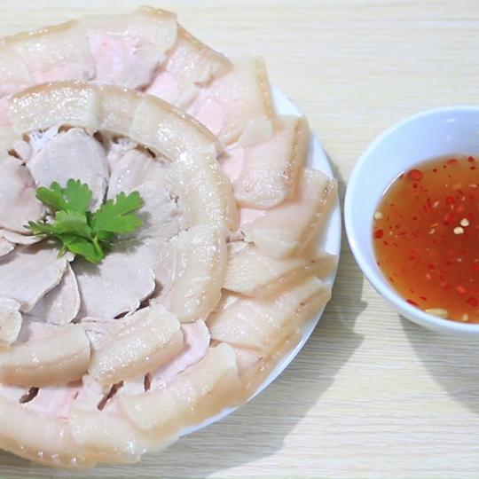ba chỉ luộc