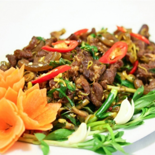 dê xào lăn