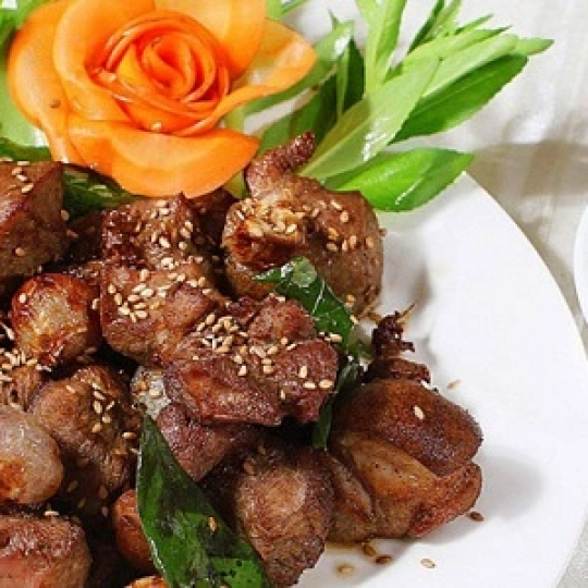 dê nướng ngũ vị