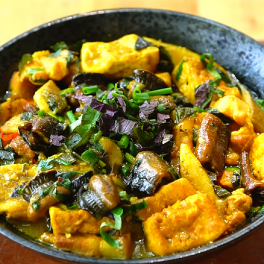 lươn om chuối